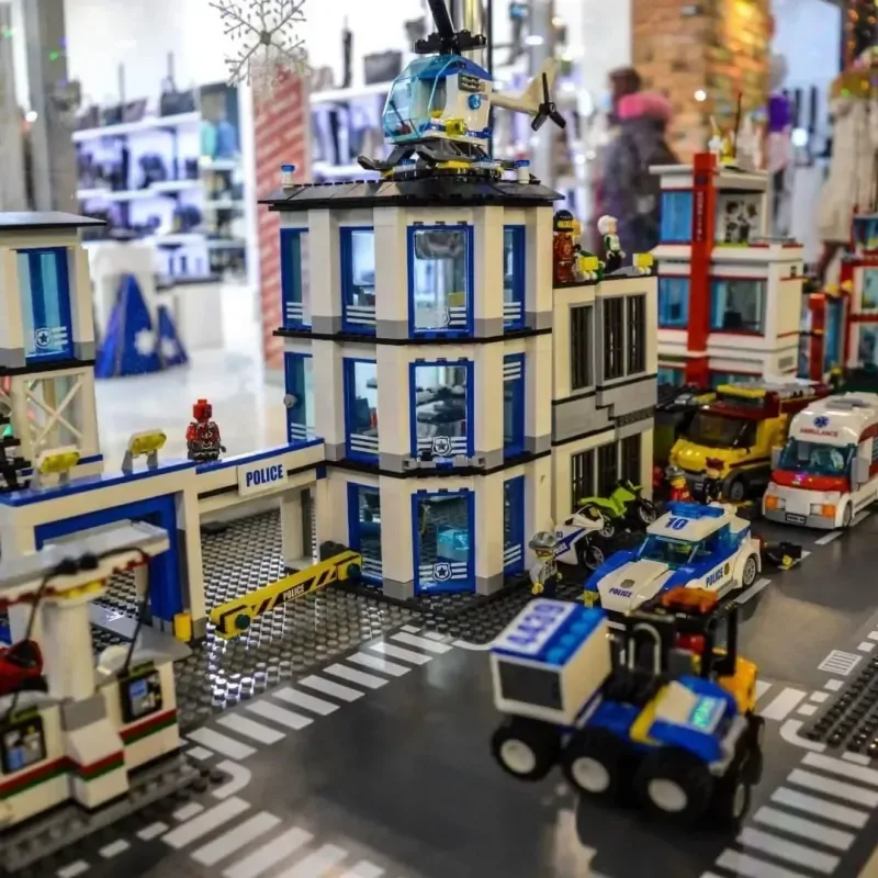 Детский лего-остров LEGOLAND на 3 этаже ТЦ "Пассаж" открыт!