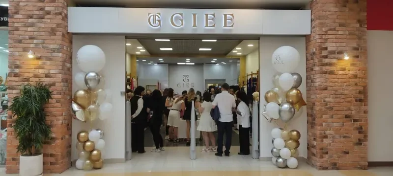 На 3 этаже открылся магазин женской одежды GIEE!